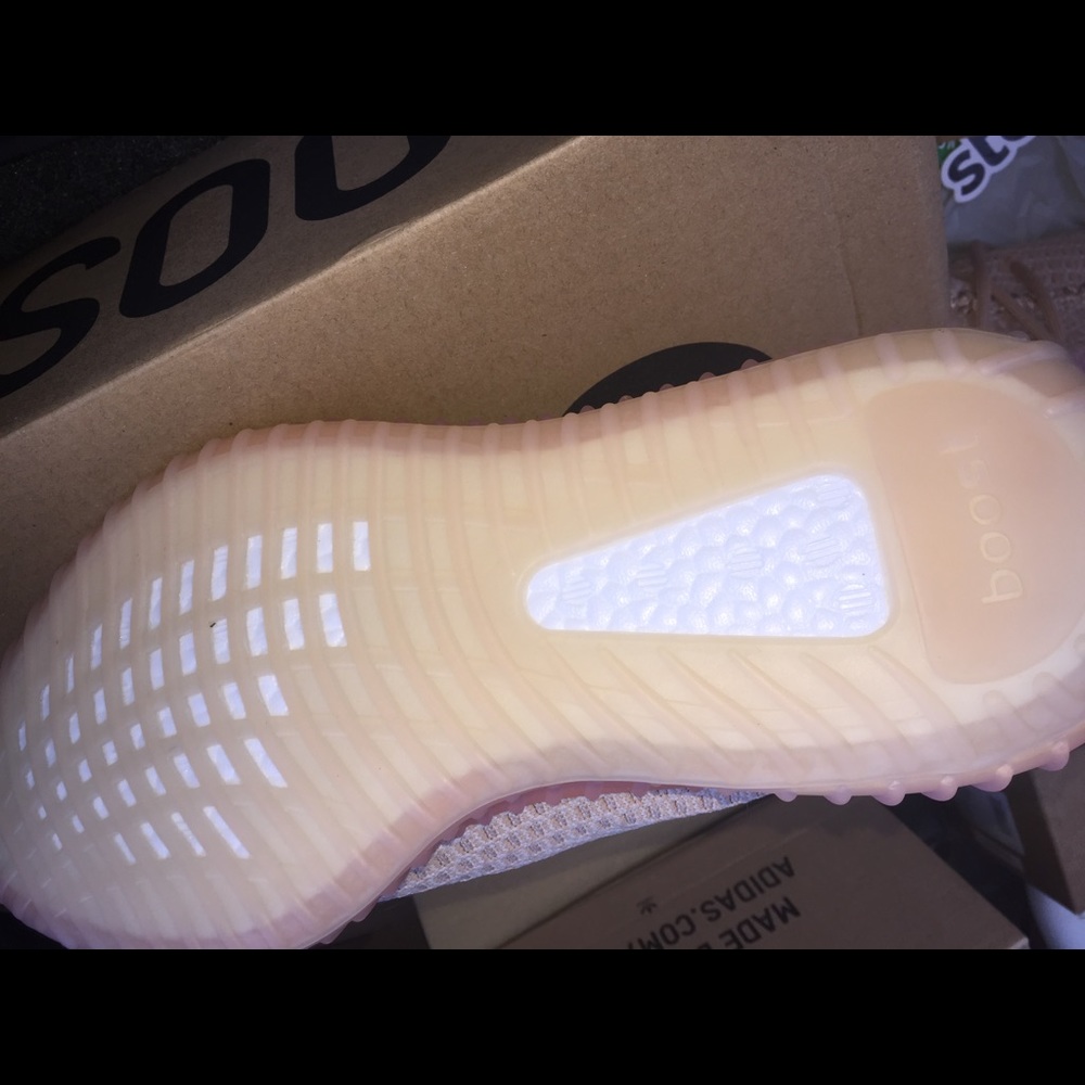 Yeezy’s - Picture 4 of 4